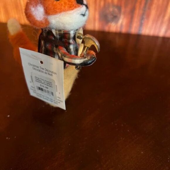 Felt Reindeer & Fox Ornaments With Plaid Outfits & Button holding tools - Picture 7 of 10